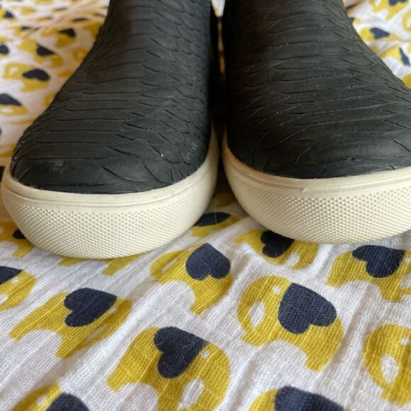 Coconuts by Matisse slip on booties - Picture 5 of 8